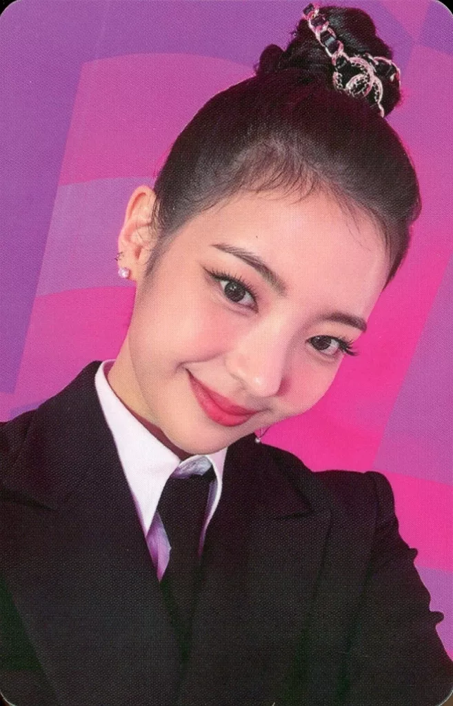 LIA ITZY photocard from Preorder