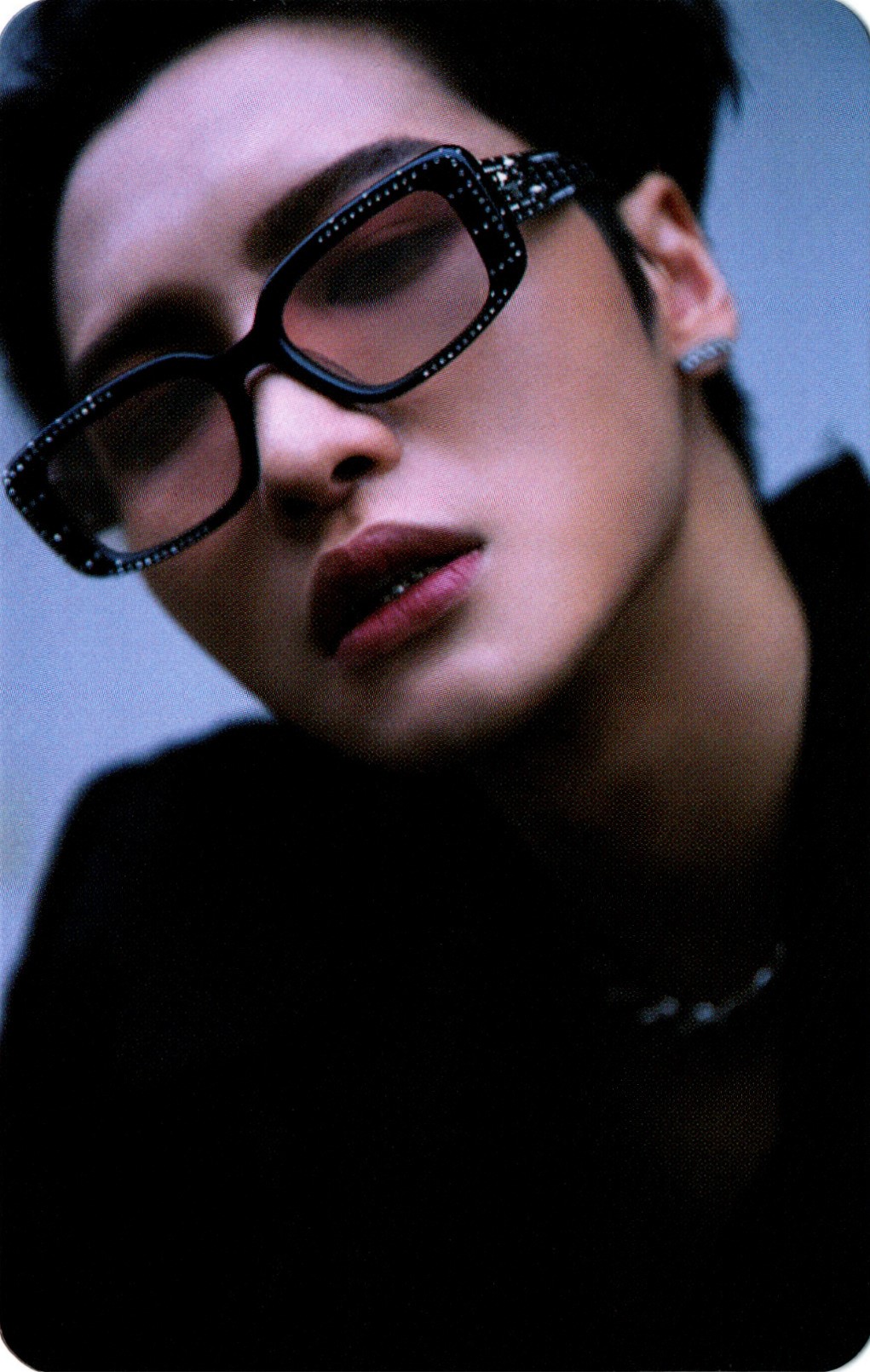 Seonghwa ATEEZ photocard - THE WORLD EP.2:
OUTLAW Image Card (Seonghwa ver.)
