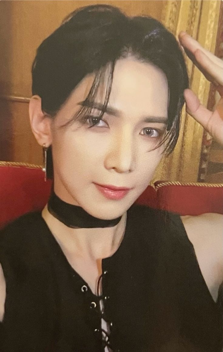 Yeosang ATEEZ photocard from Online