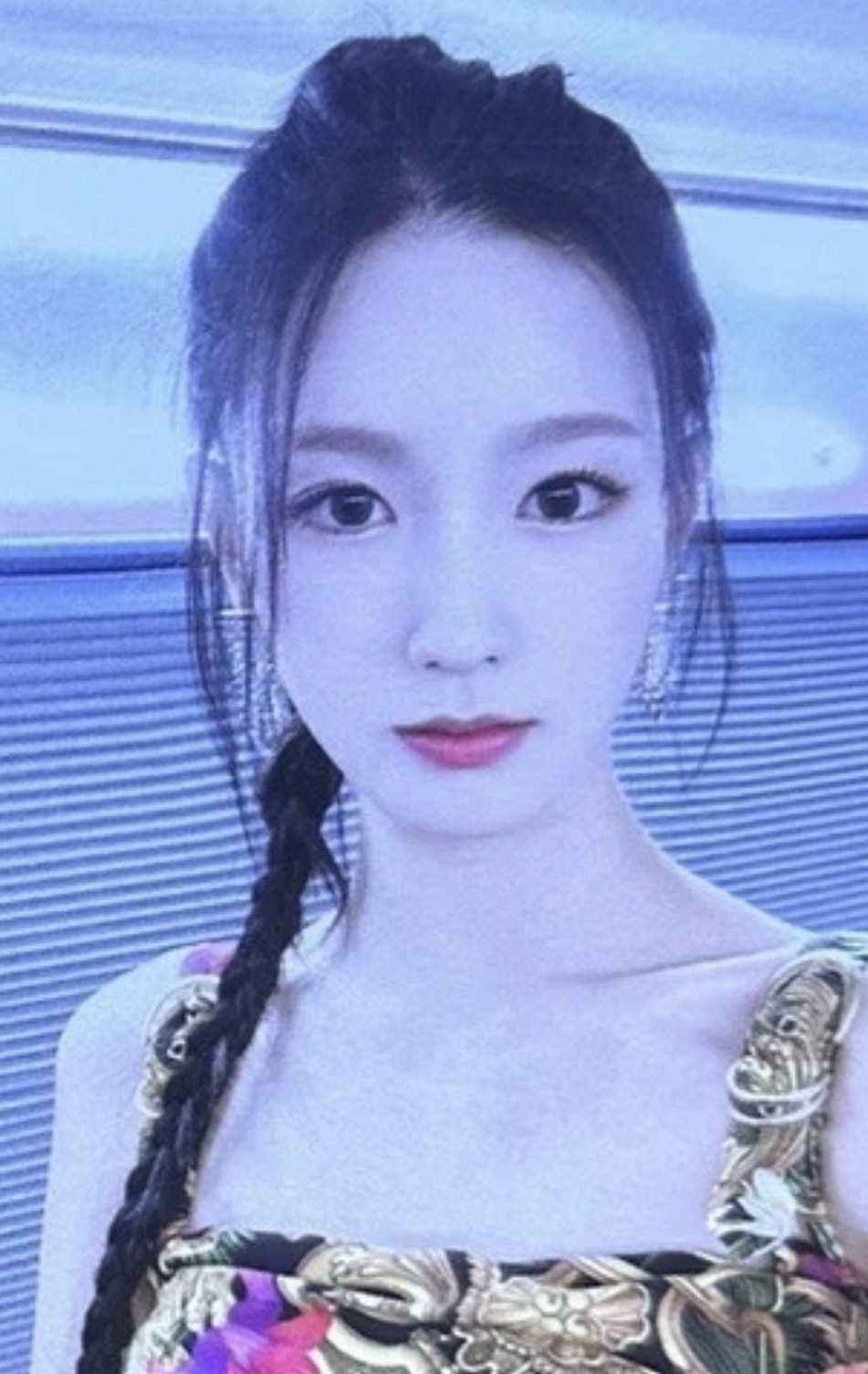 Miyeon I-DLE photocard from Benefit