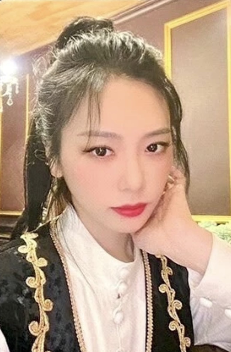 JiU