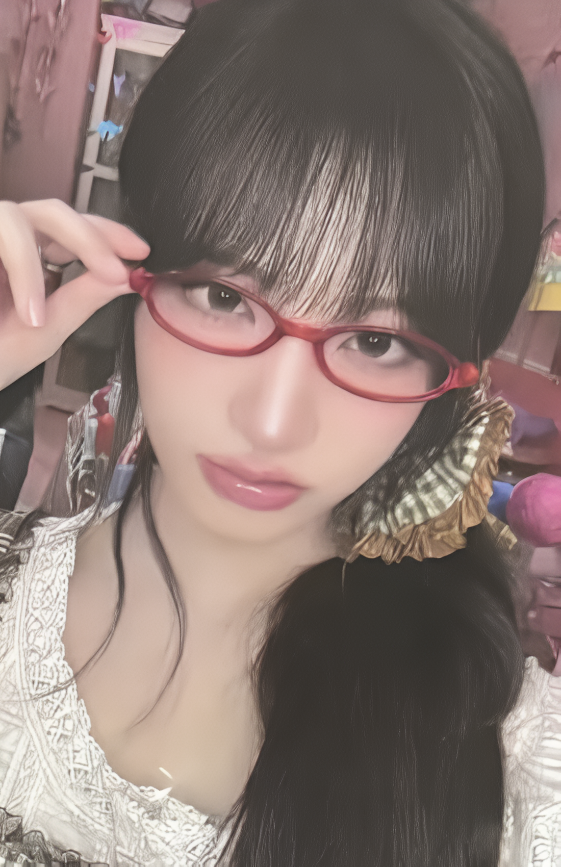 Liz IVE photocard from Starship Square - Preorder