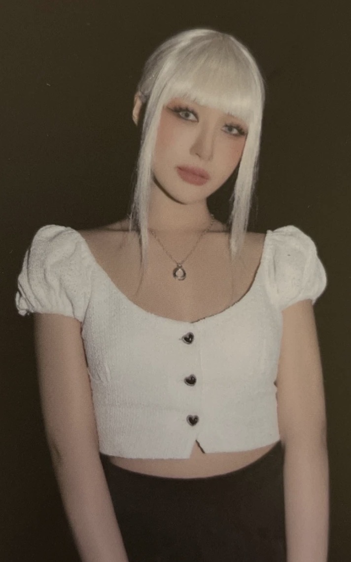 Siyeon Dreamcatcher photocard from PVC Card