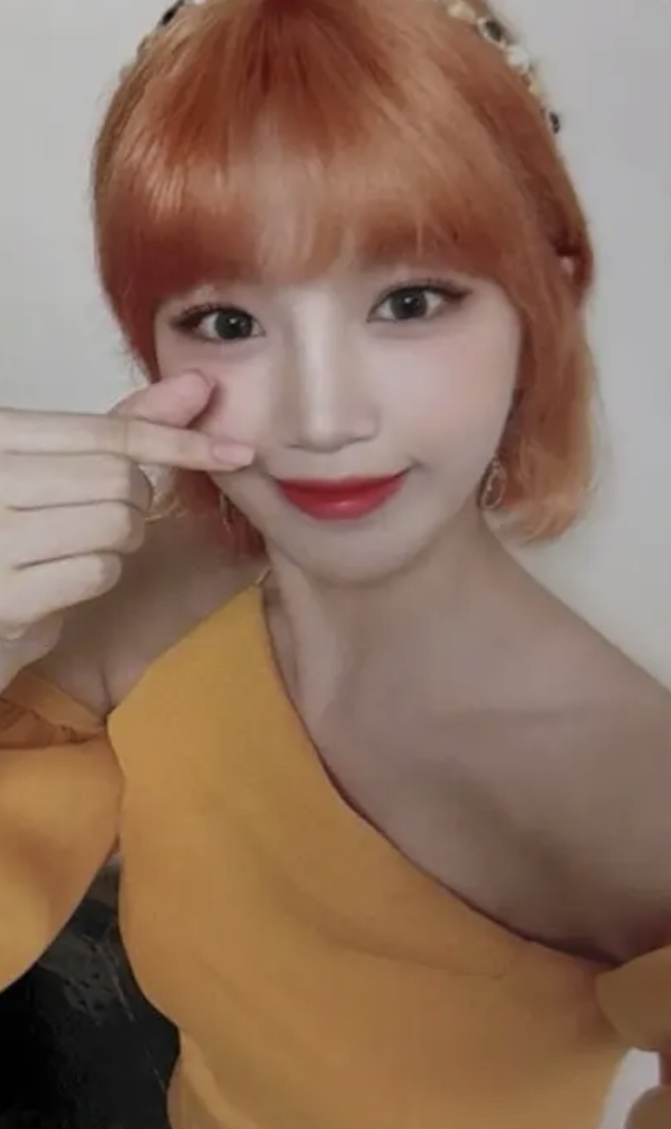 Chaewon IZ*ONE photocard - BLOOM*IZ