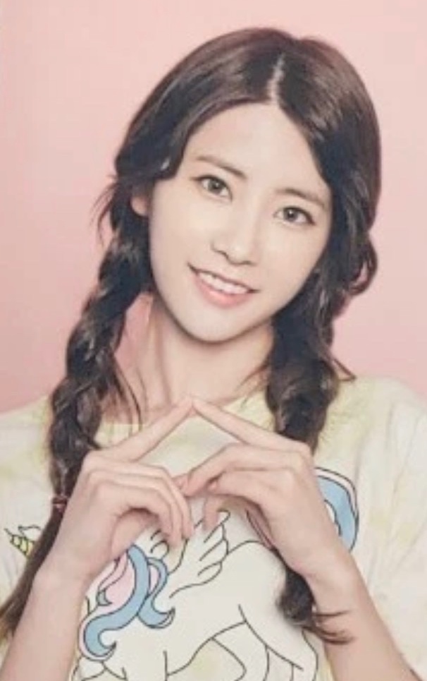 Huihyeon DIA photocard from Bookmark