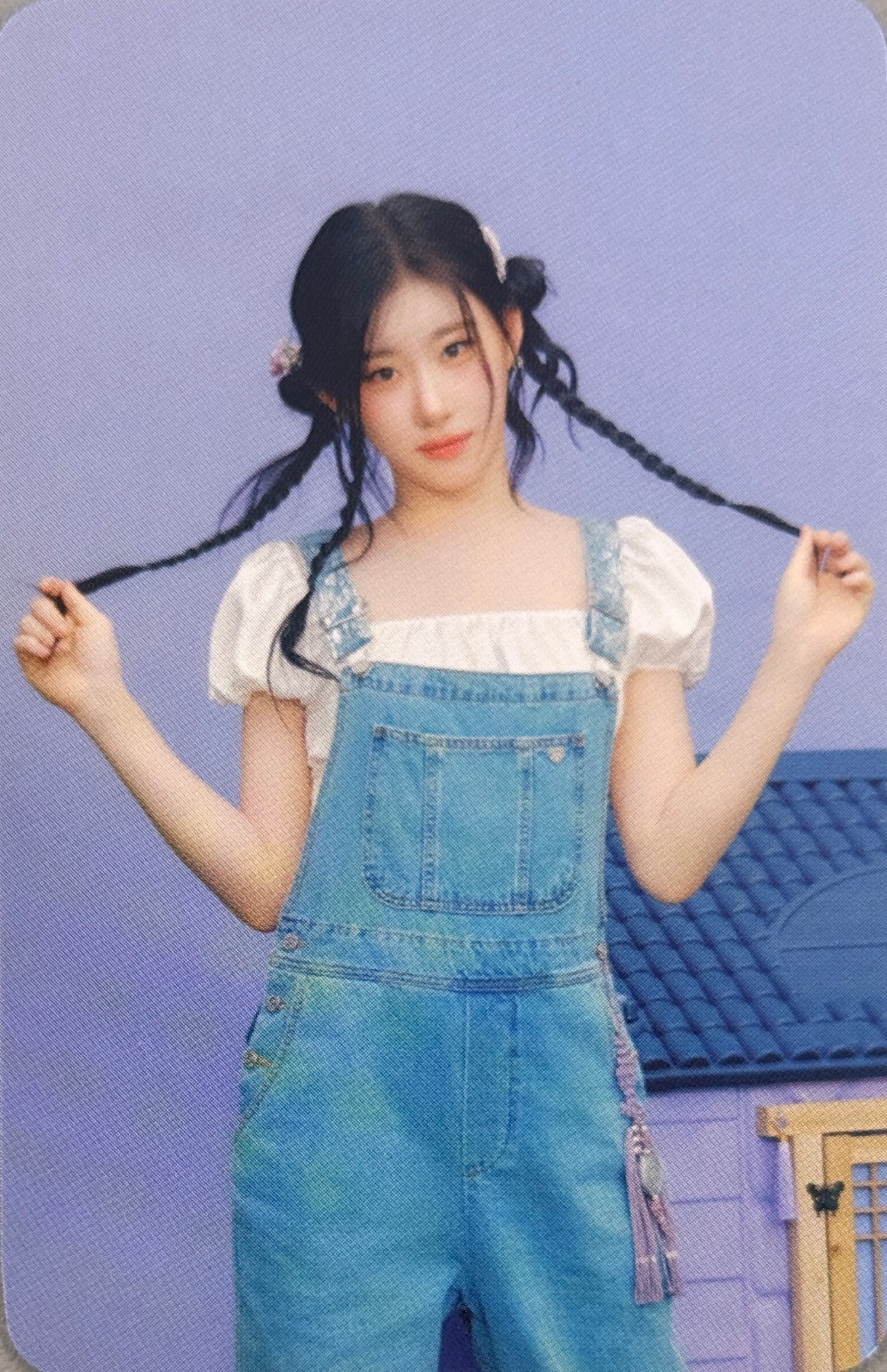 Chaeryeong photocard