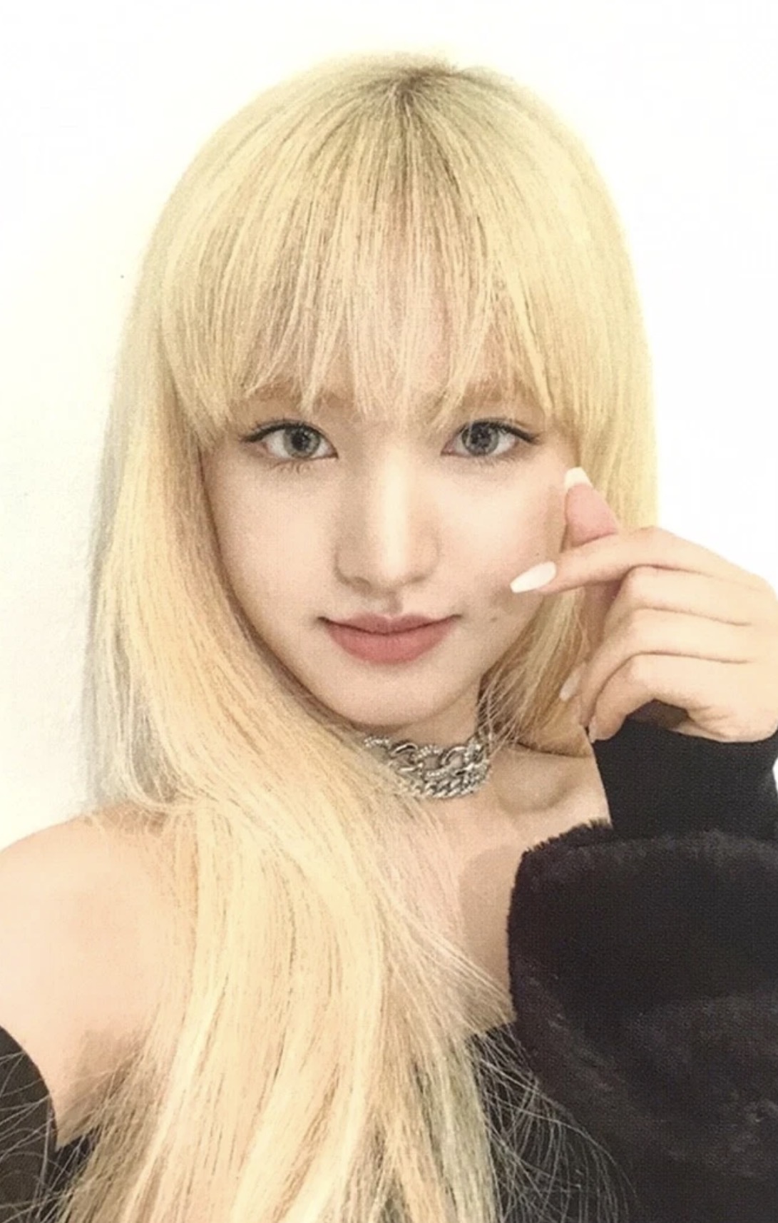 Liz IVE photocard from Photocard