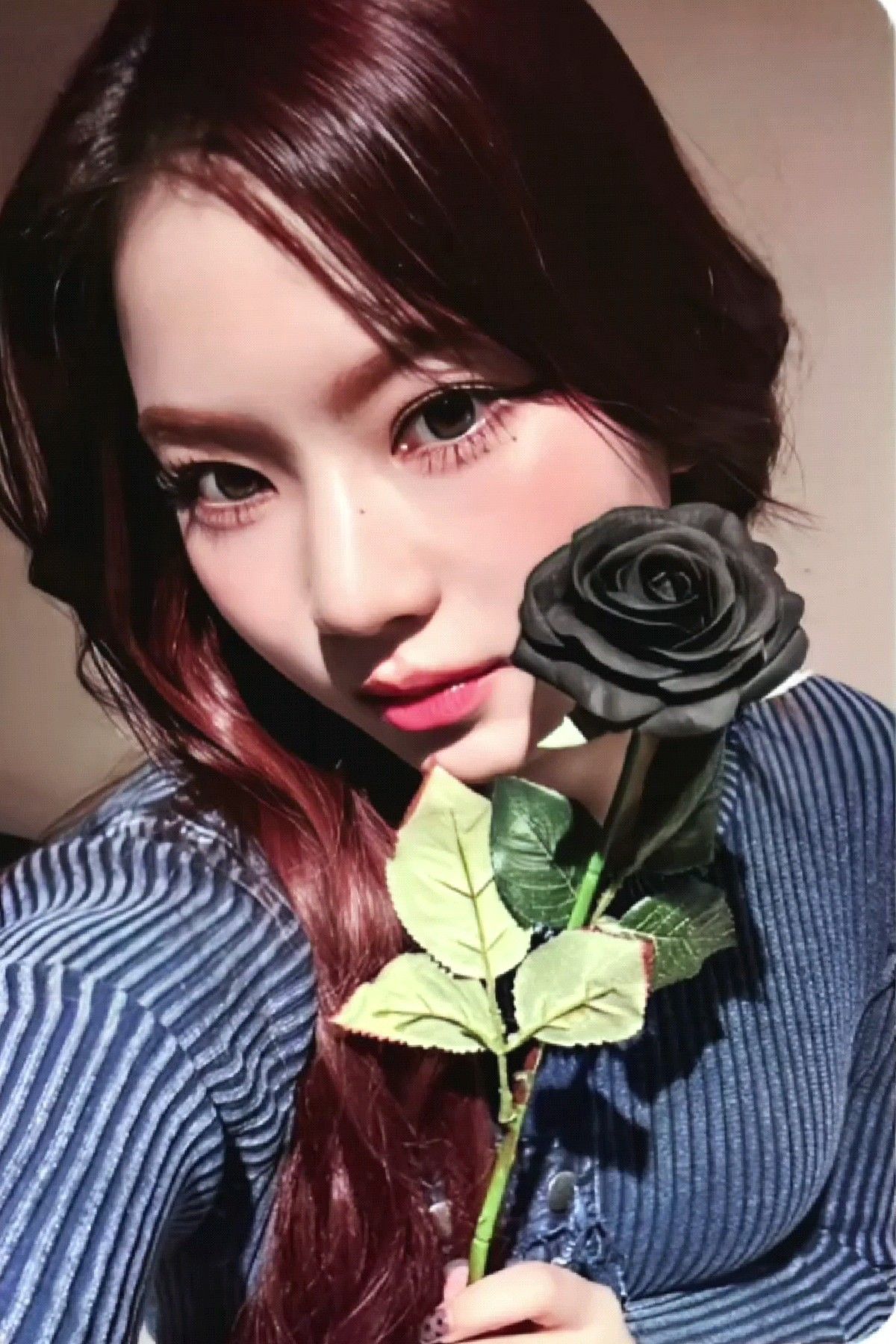 ISA STAYC photocard from Pre-Order