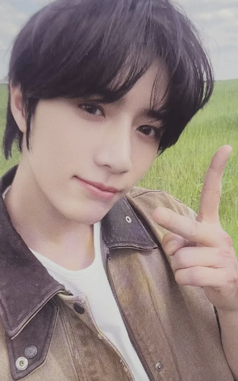 Beomgyu TXT photocard - The Star Chapter:
TOGETHER