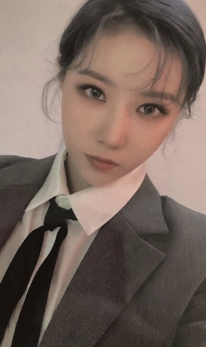 Handong Dreamcatcher photocard - Dystopia: Road to Utopia Photocard