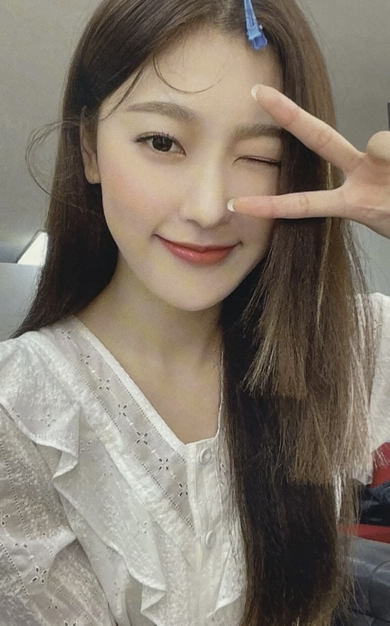 Choerry LOONA photocard from Photocard