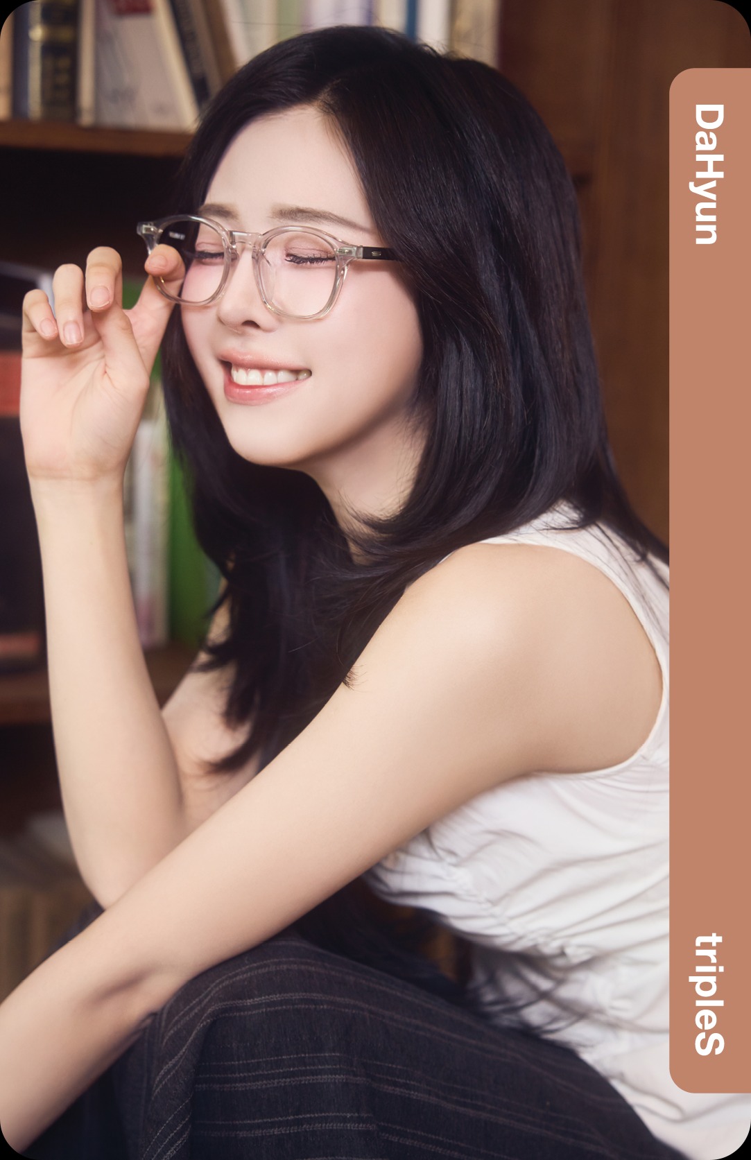 Dahyun tripleS photocard - LOVE&POP pt.1 Showcase Objekt Pack