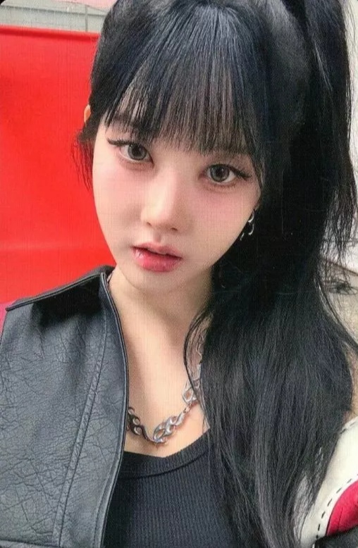 Sieun STAYC photocard - STAY ALIVE Photocard