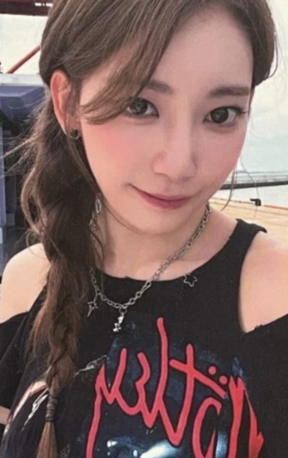Sakura LE SSERAFIM photocard from Photocard