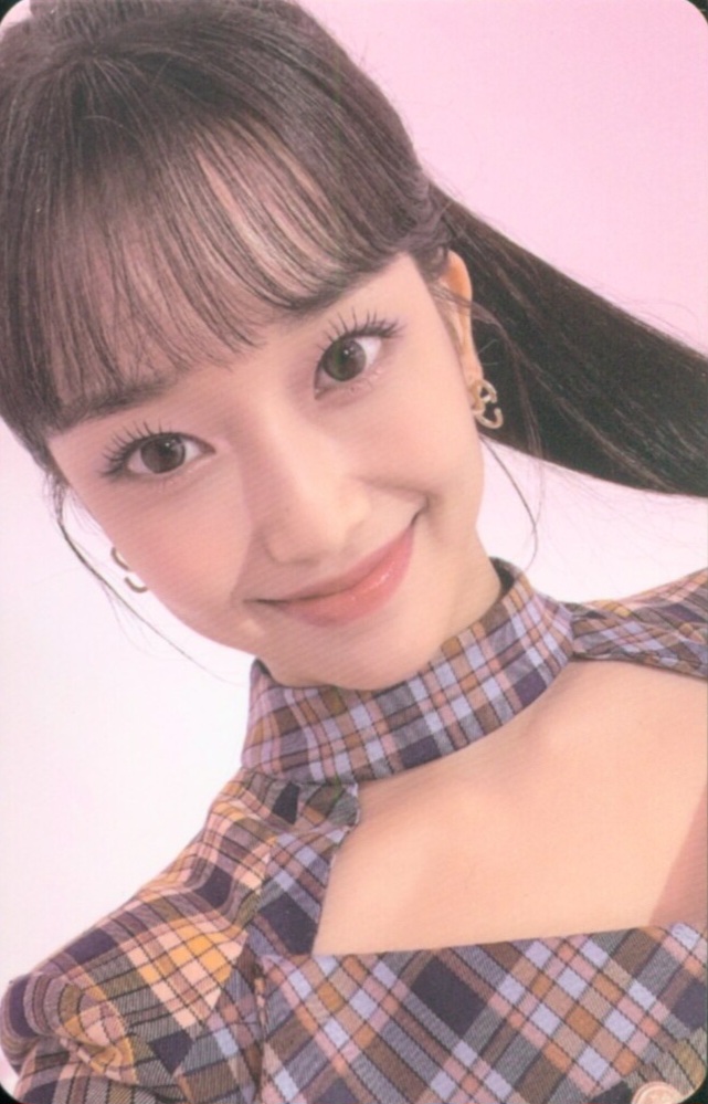 Sumin photocard