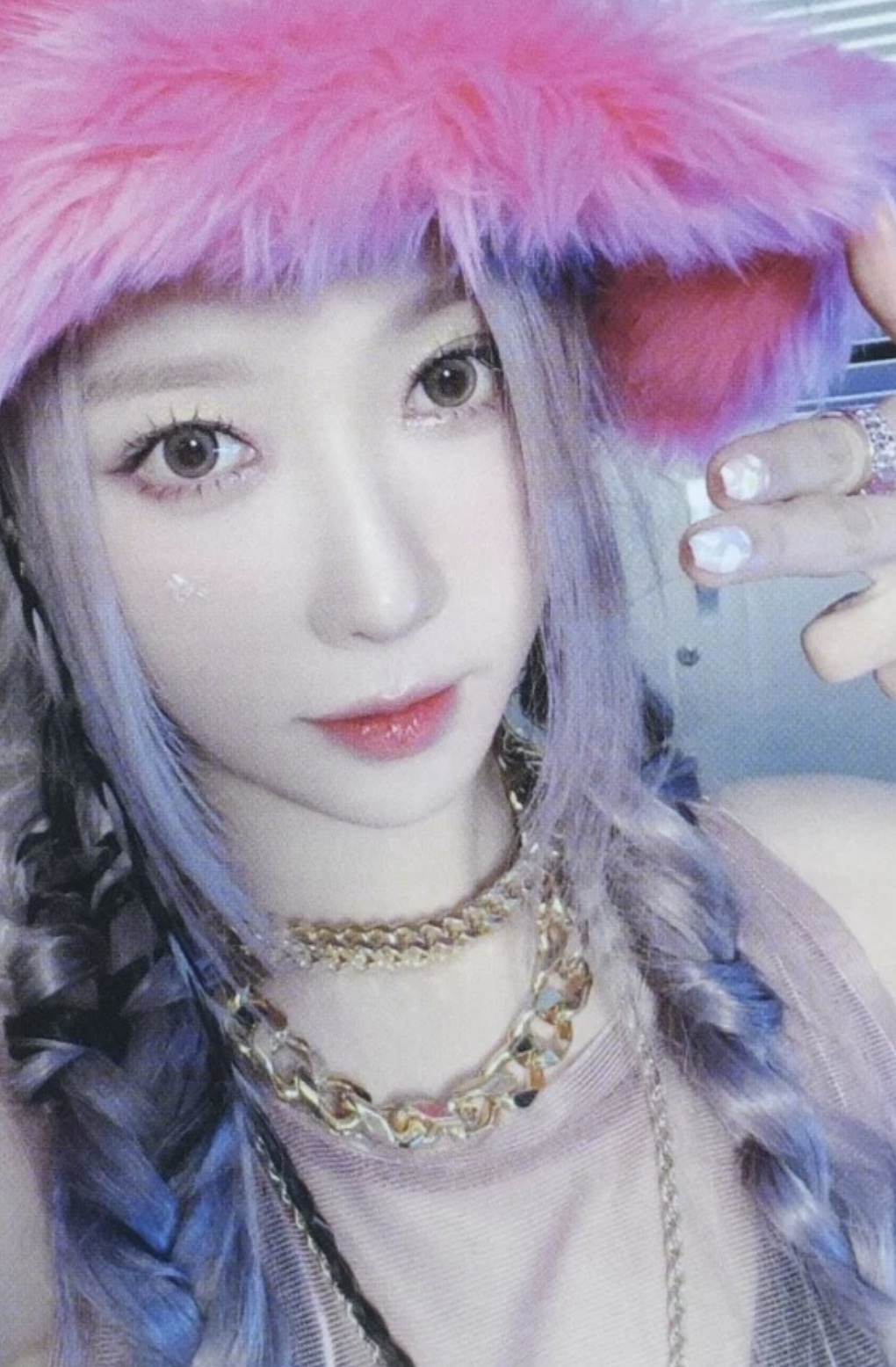 Handong Dreamcatcher photocard from Benefit