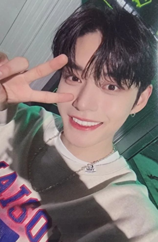 Jump Up 2.0 Artbook Ver. LD