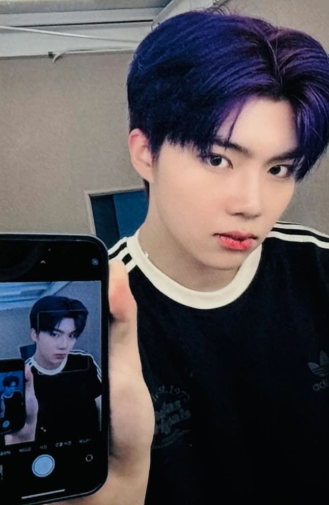 Blue Dream Media 1.0 Digipack Ver. - Preorder