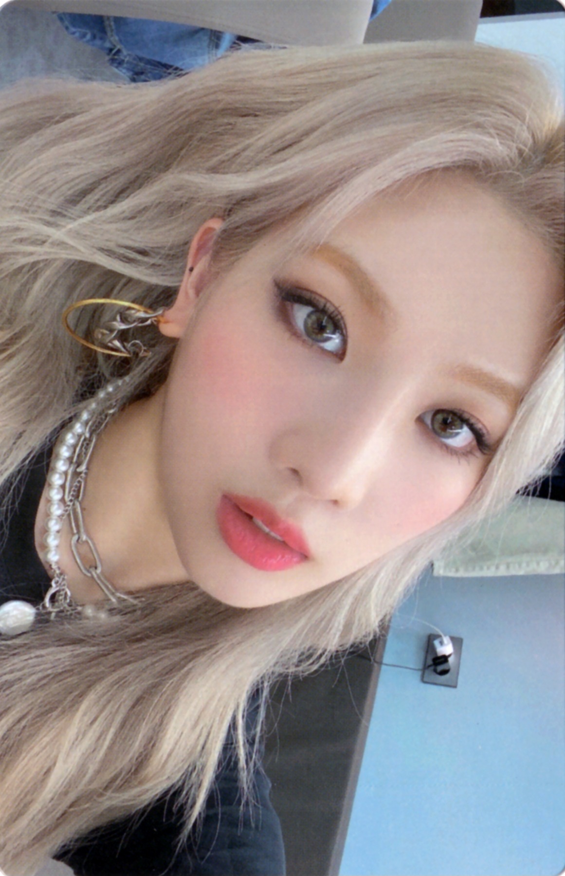 Kim Lip