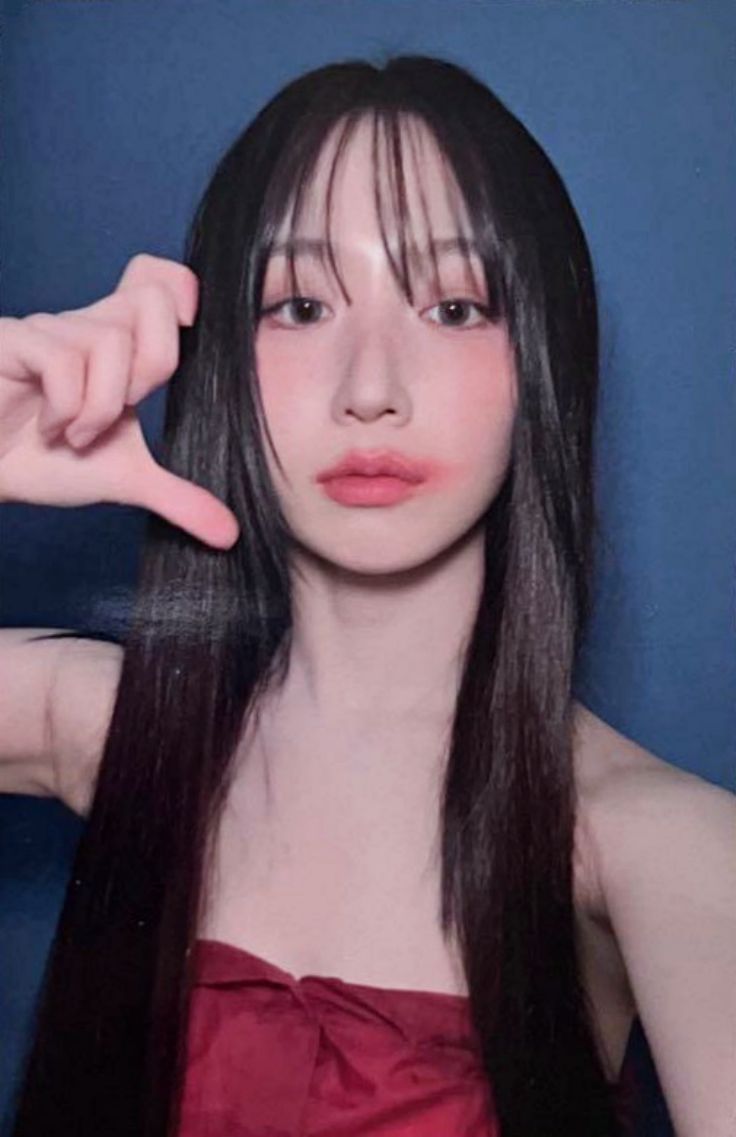 Haewon NMIXX photocard from Chaos ver.