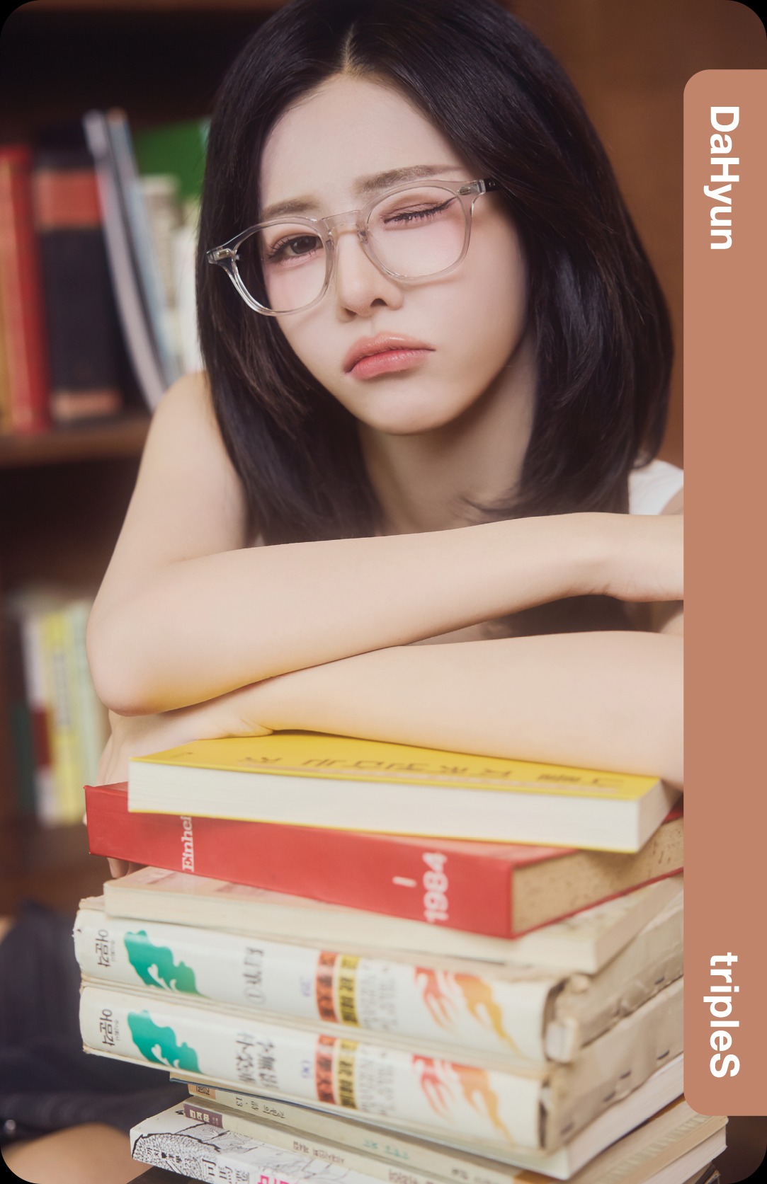 Dahyun tripleS photocard - LOVE&POP pt.1 Showcase Objekt Pack