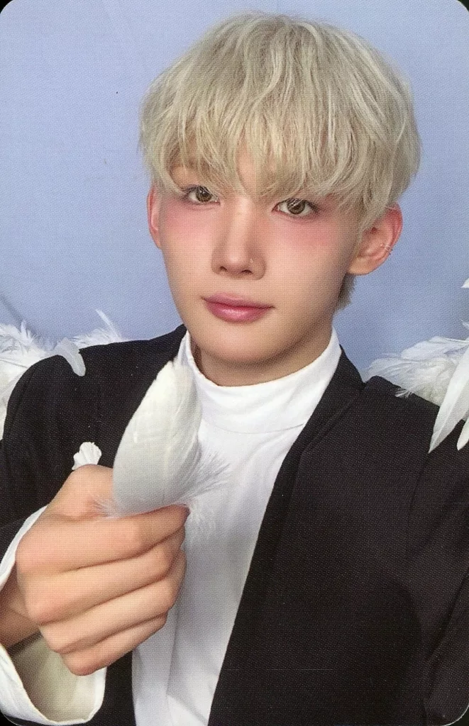 Jo &TEAM photocard from Photocard A