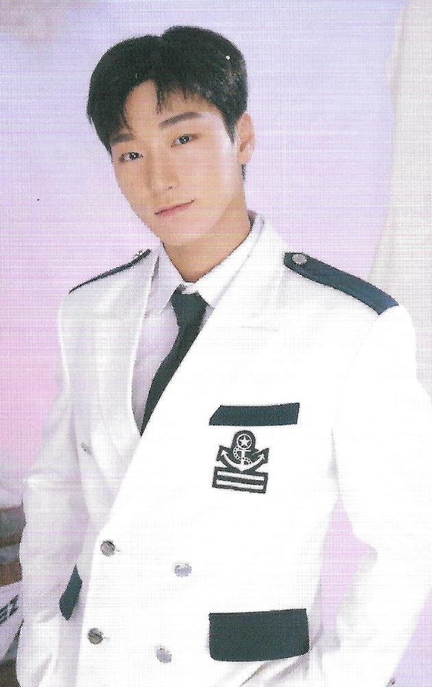 ANITEEZ in ILLUSION Random Trading Card