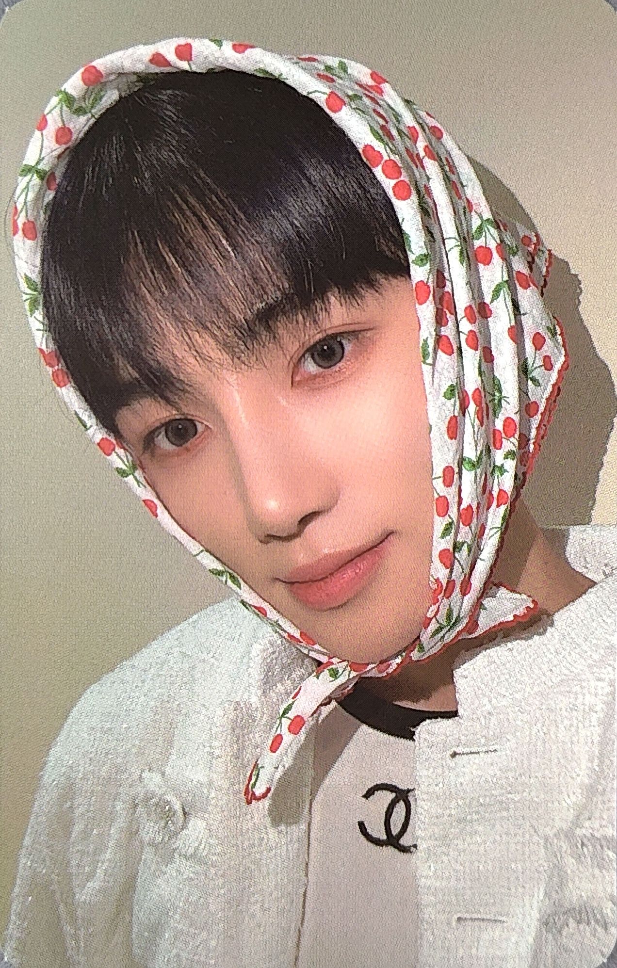 New THE BOYZ photocard from Benefit
