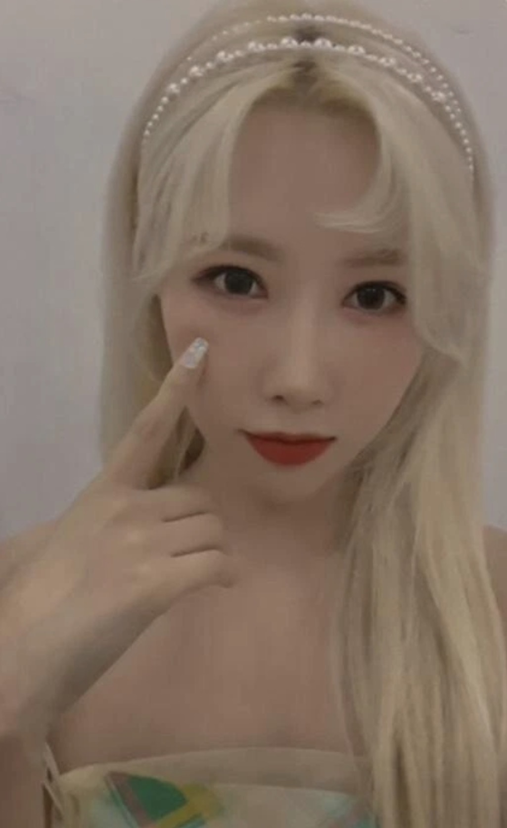 Handong Dreamcatcher photocard from Photocard