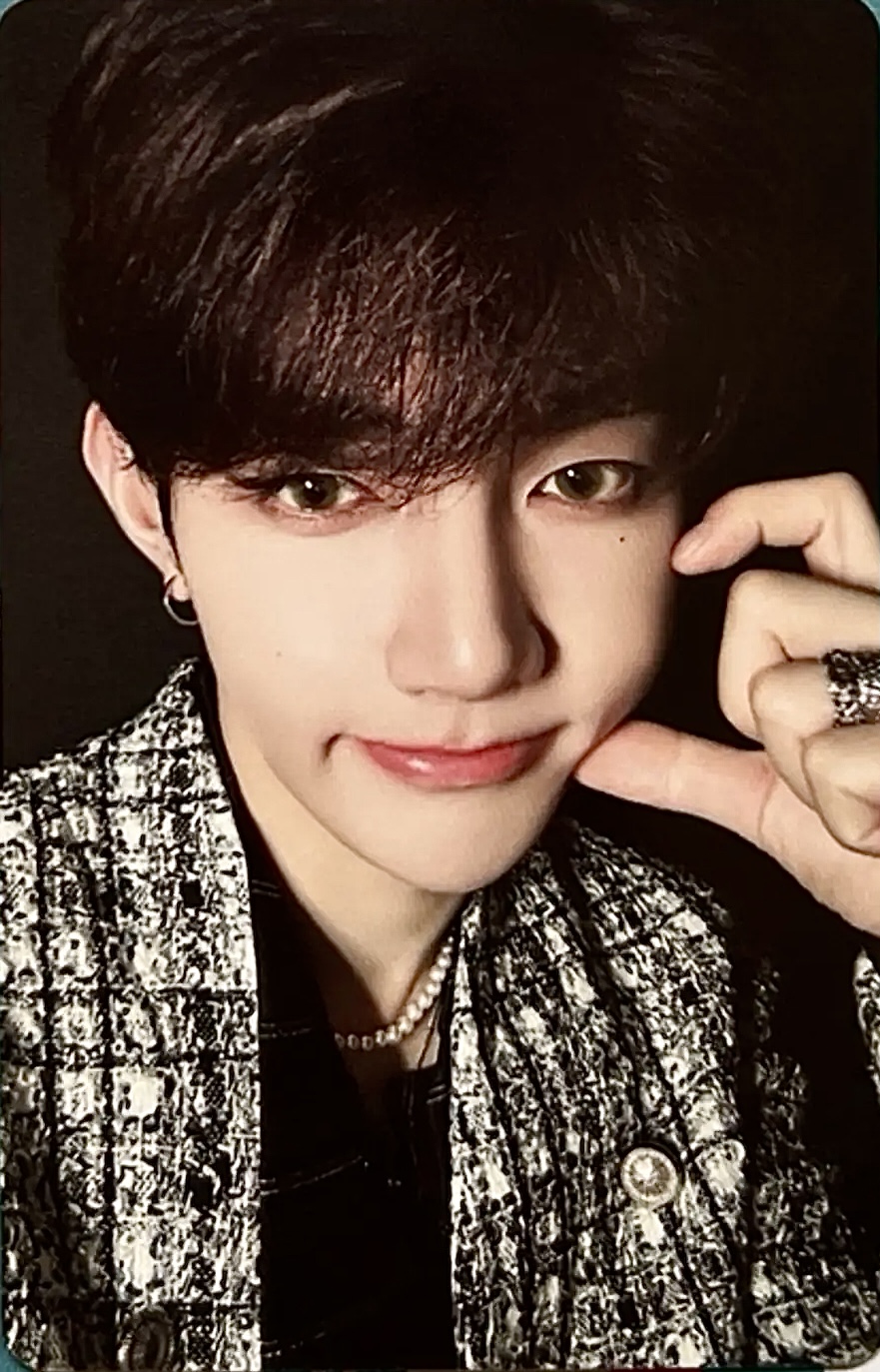 Zhang Hao ZEROBASEONE photocard from Selfie Photocards