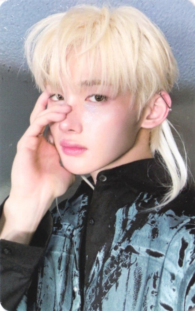 Jo &TEAM photocard from Benefit