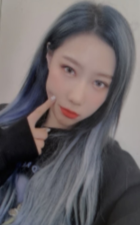 Handong Dreamcatcher photocard from Benefit