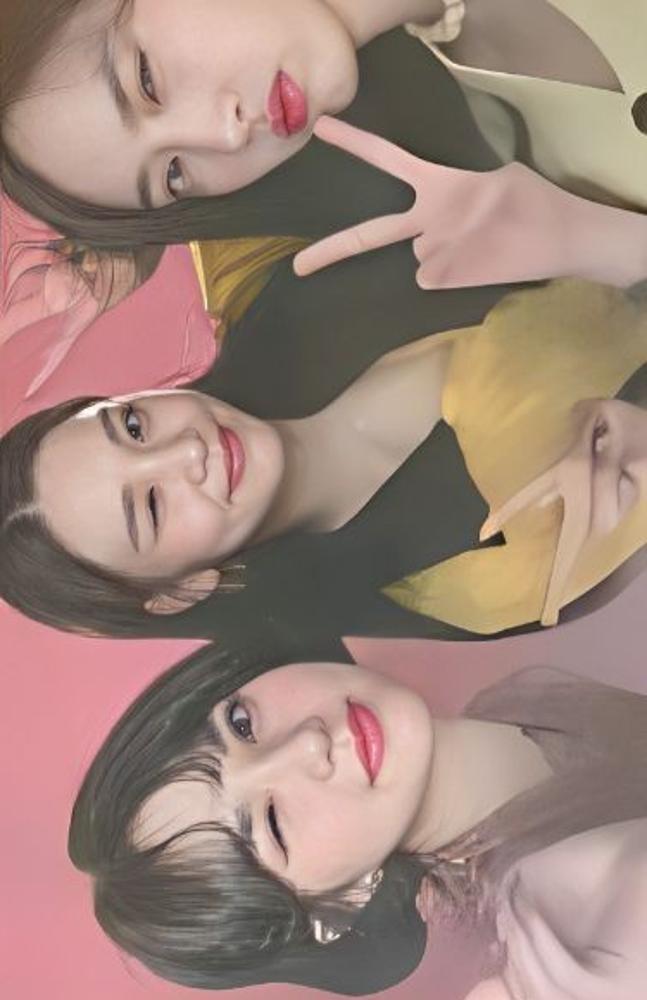 Universe Limited Photocard