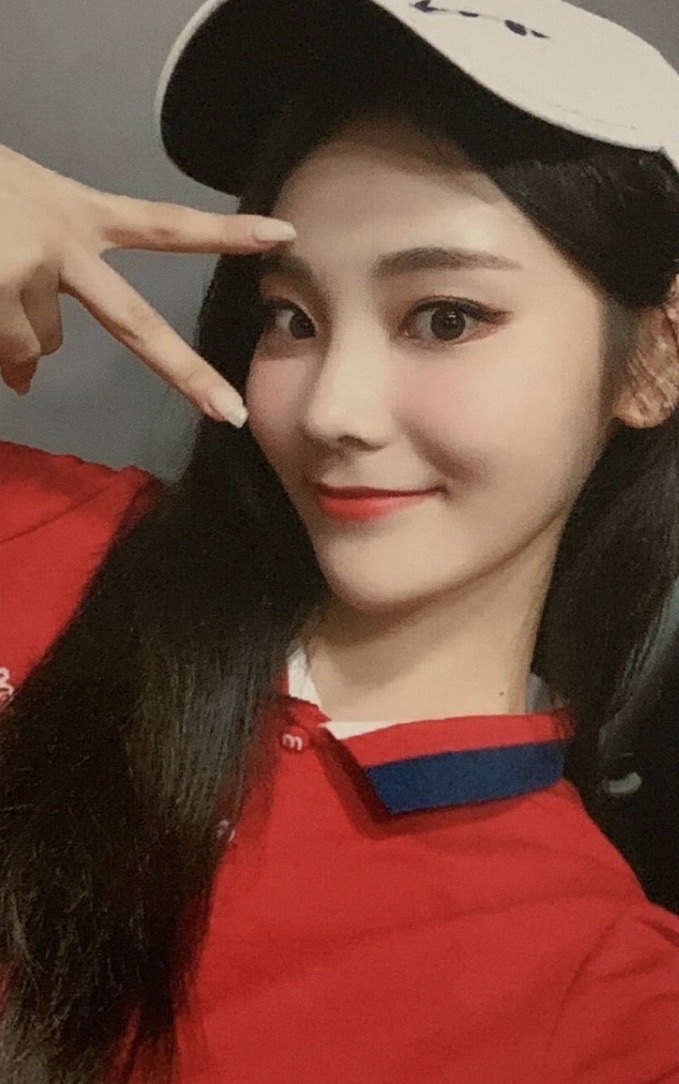 JinSoul LOONA photocard from Online