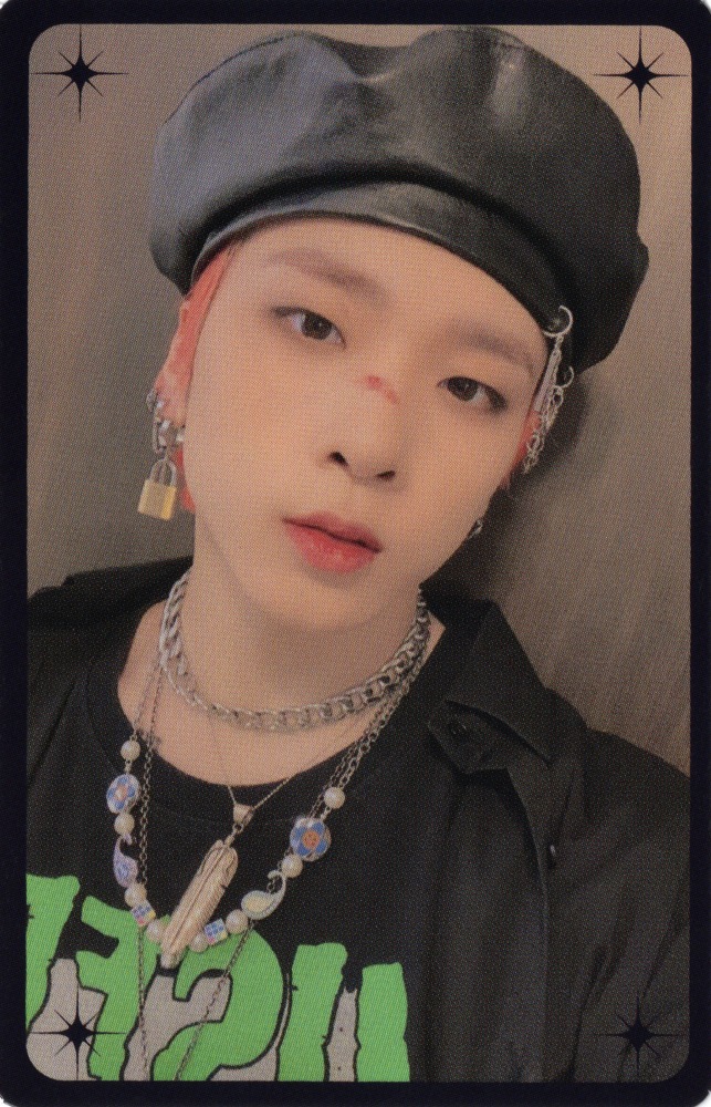 Castle J MCND photocard from Photo Card