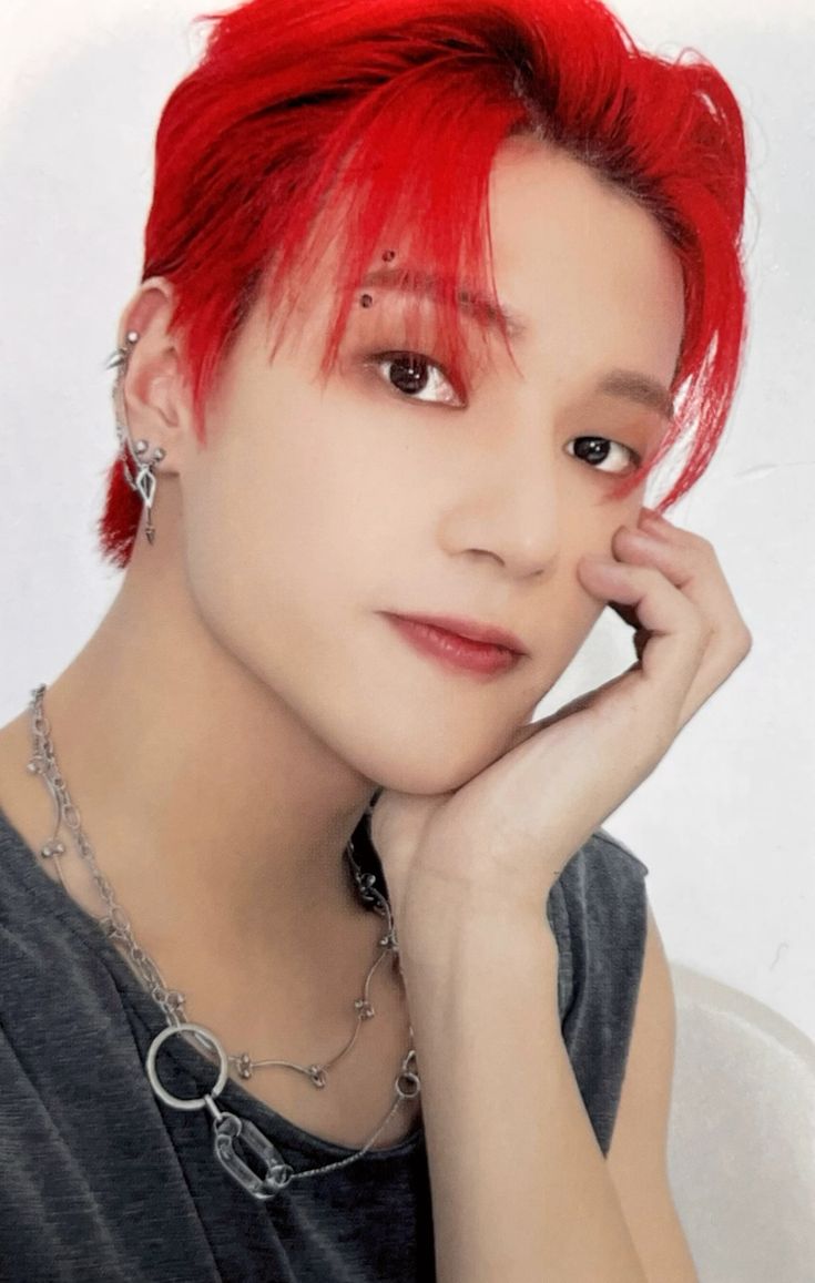 Wooyoung ATEEZ photocard - SPIN OFF:
FROM THE WITNESS Offline