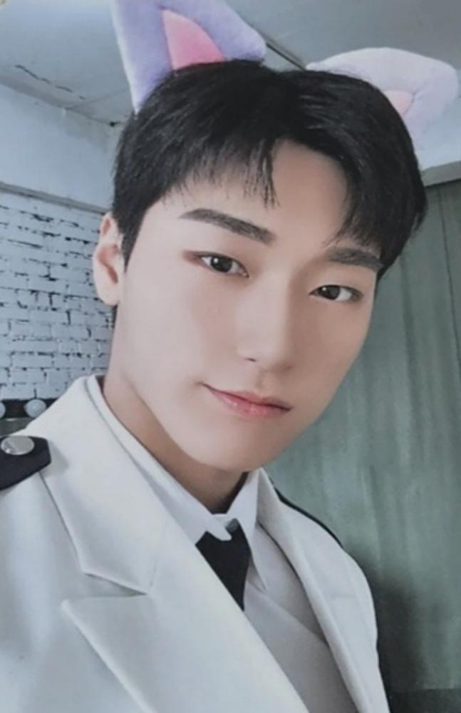 ANITEEZ in ILLUSION Random Trading Card