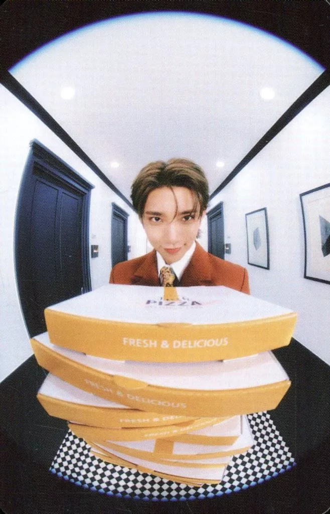 Joshua SEVENTEEN photocard - SPILL THE FEELS Booklet (Random Member set)