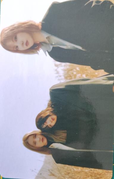 Photocard Set (Pre-Order Only)