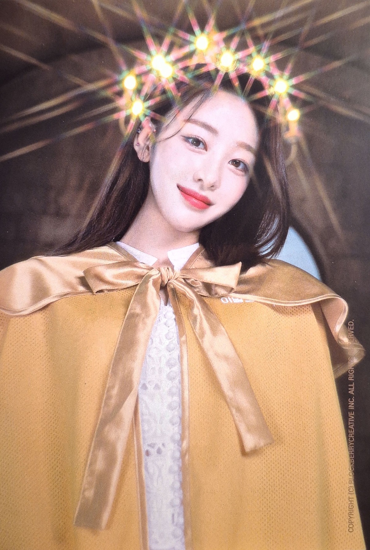 Yves LOONA photocard Postcard - Preorder Orbit Exclusive