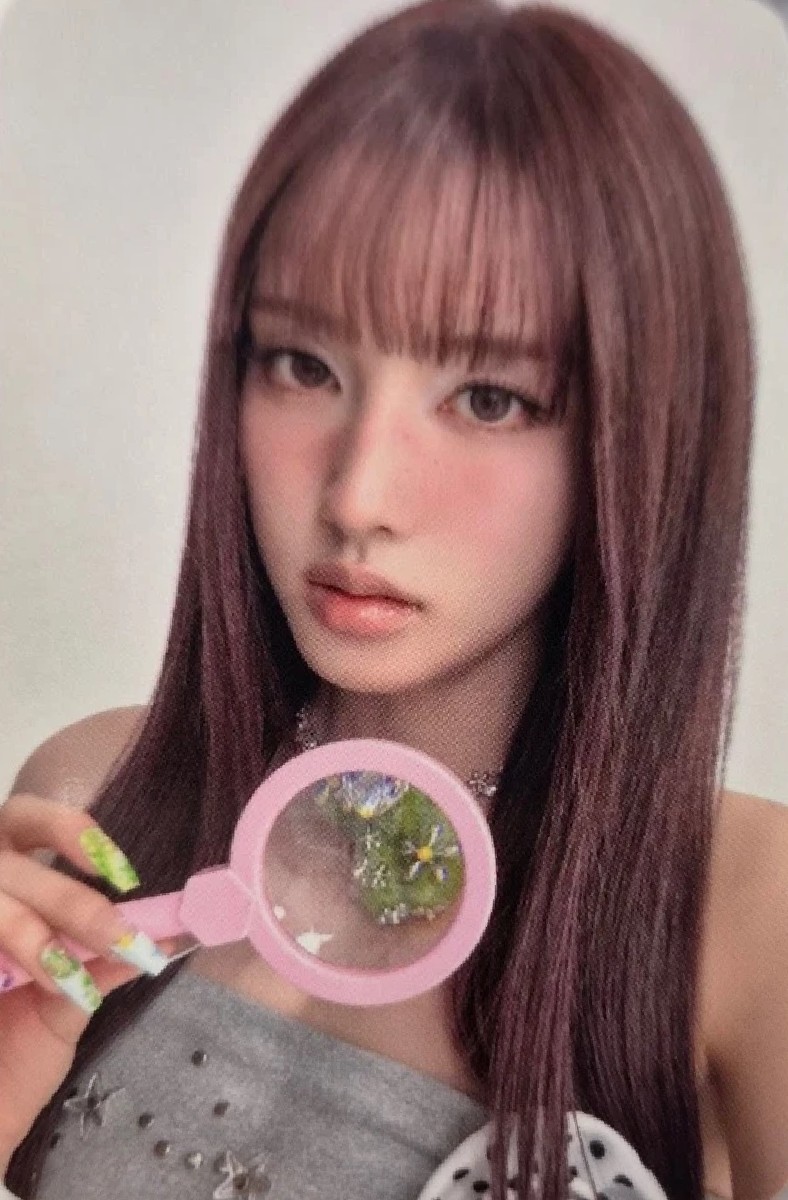 Yoon STAYC photocard - 2:Love Offline