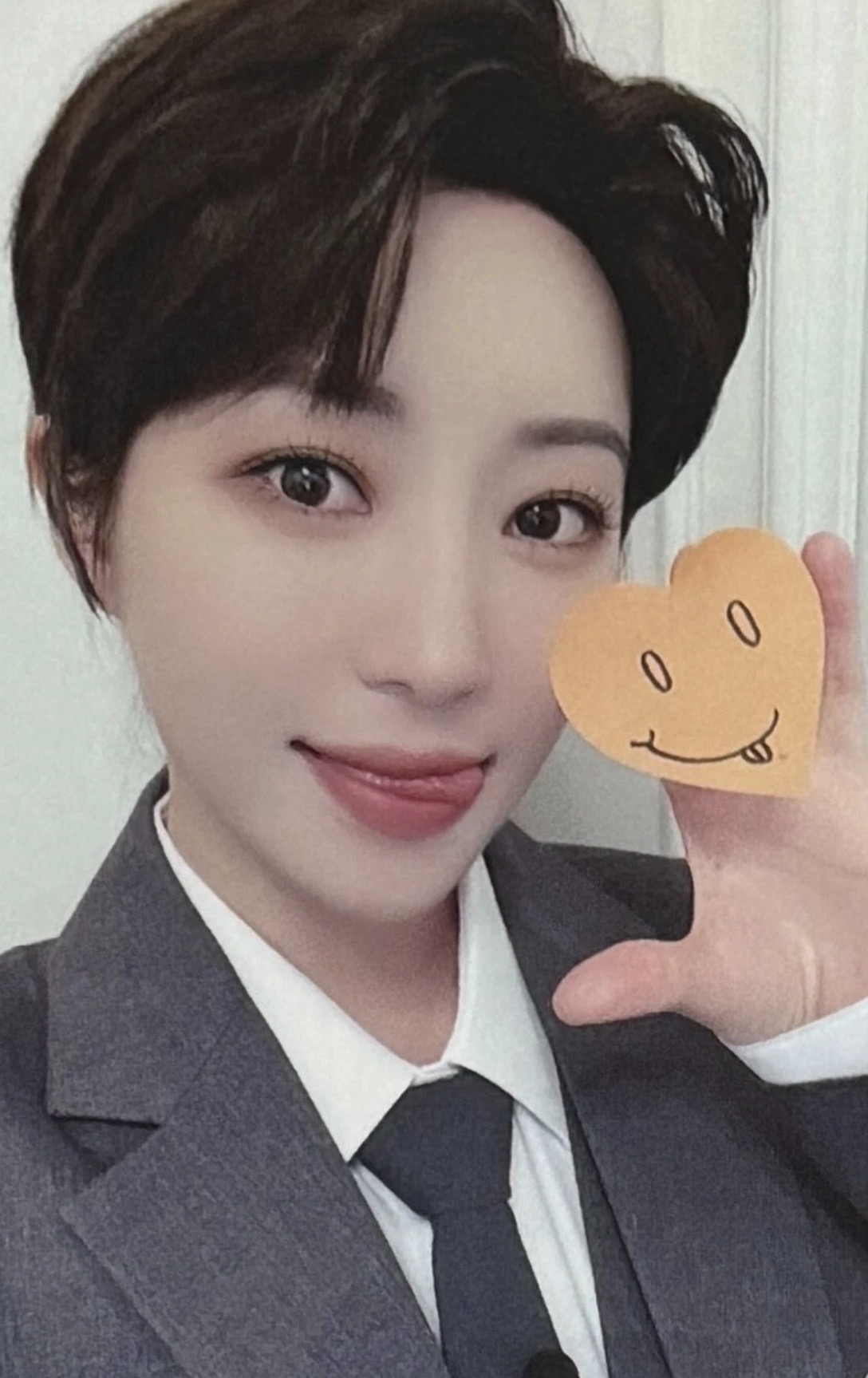 SuA Dreamcatcher photocard - My christmas sweet love Benefit