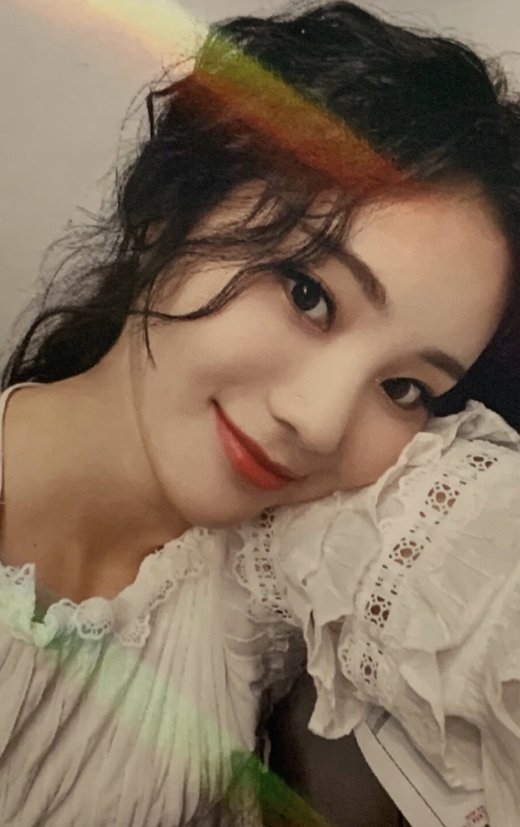 JinSoul LOONA photocard from Preorder