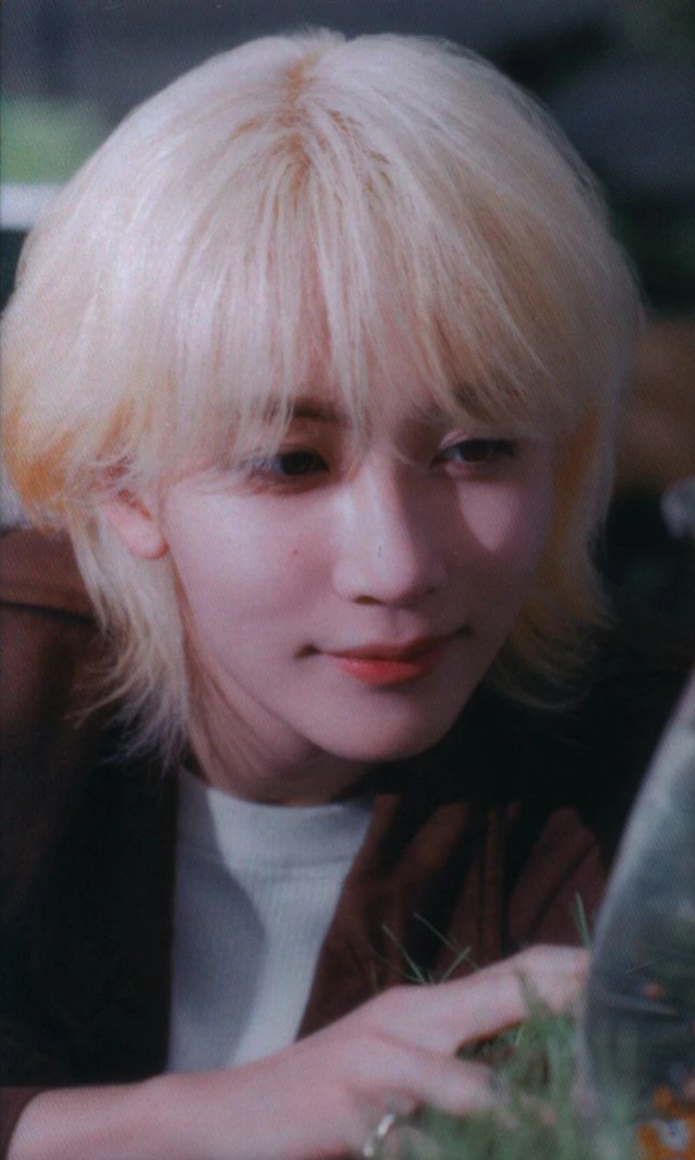 Jeonghan SEVENTEEN photocard from Preorder