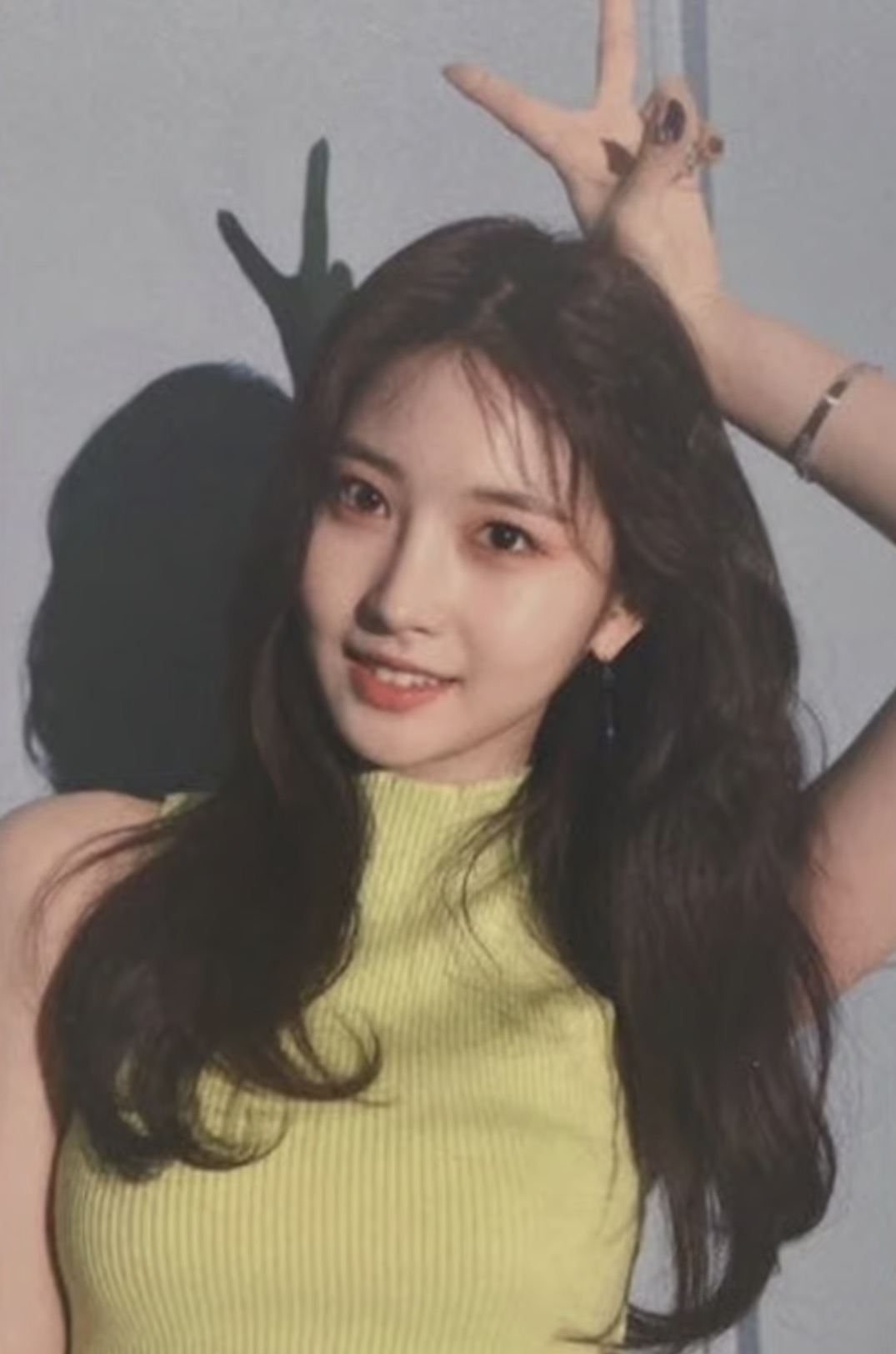 Sihyeon Everglow photocard from Photocard