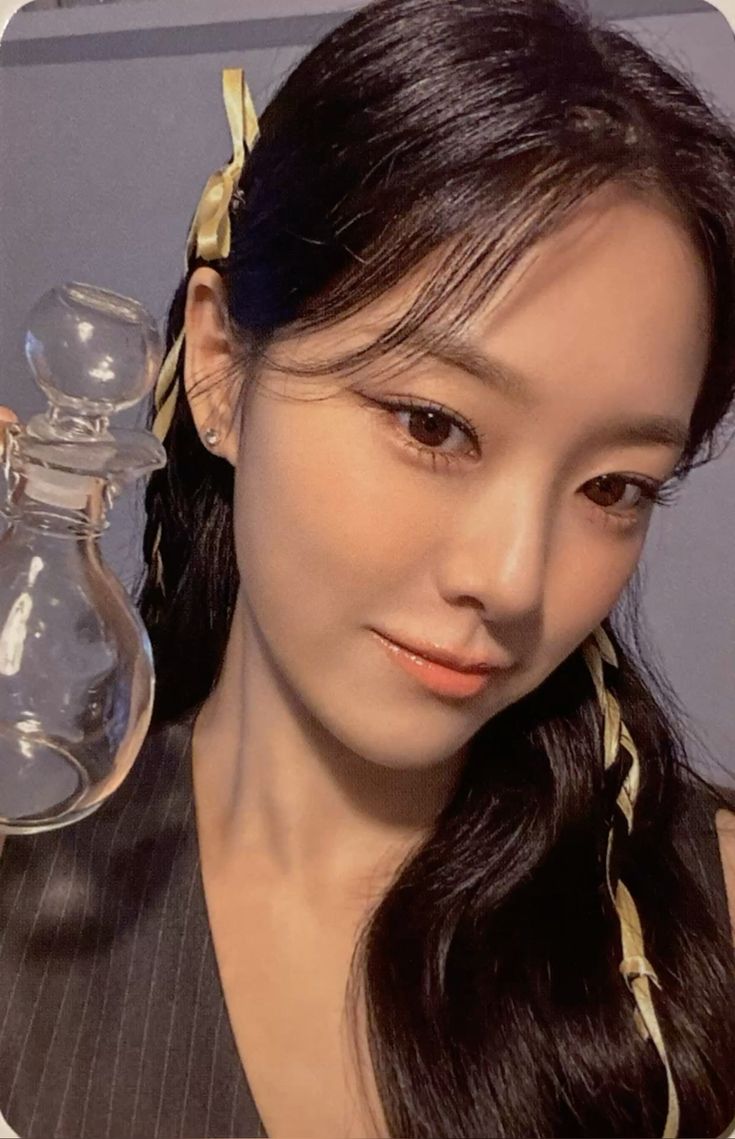 Hyunjin Loossemble photocard from Photocard