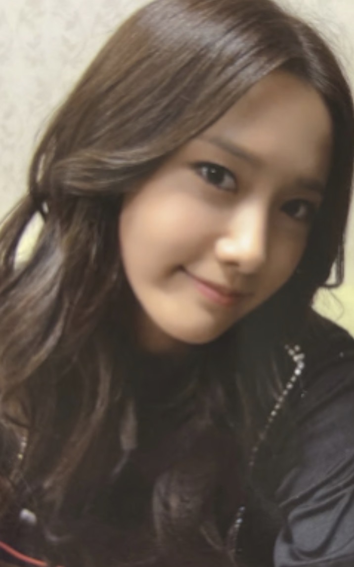 Yoona Girls' Generation photocard from Photocard