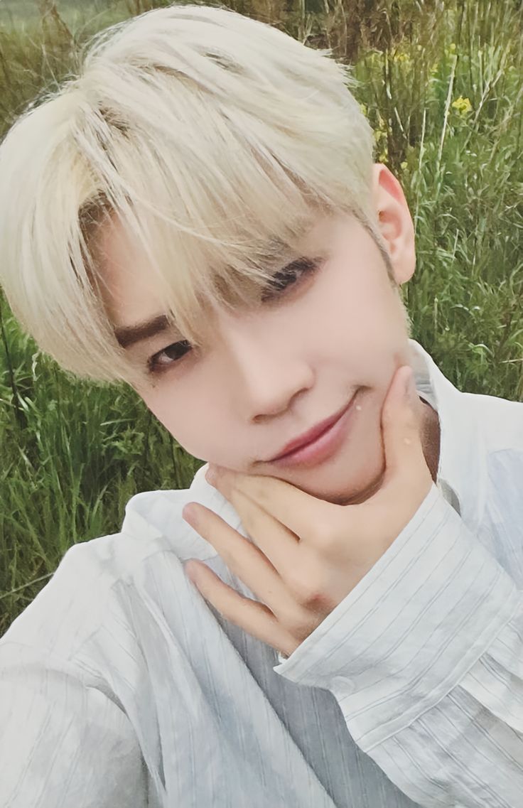 Withmuu 2.0 Digipack Ver. Preorder