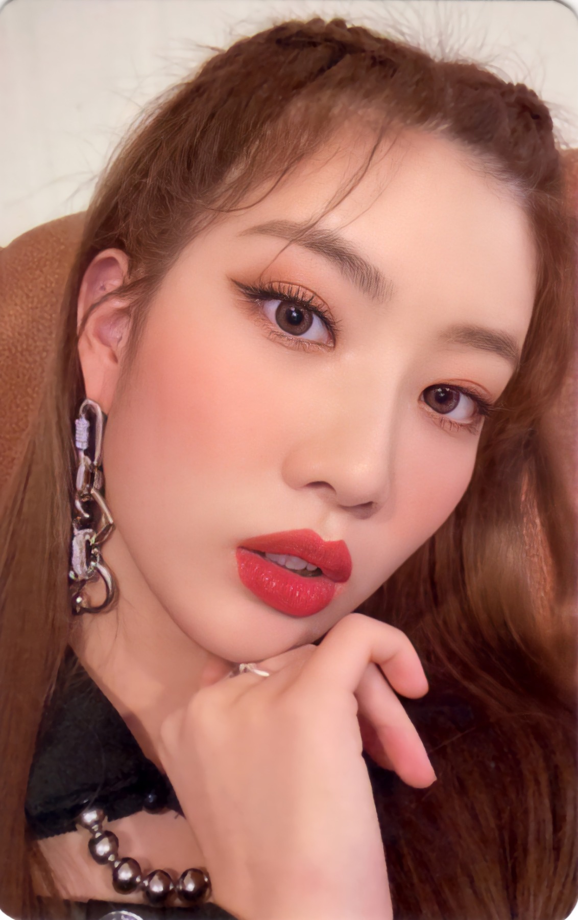 Kim Lip LOONA photocard from Photocard Set