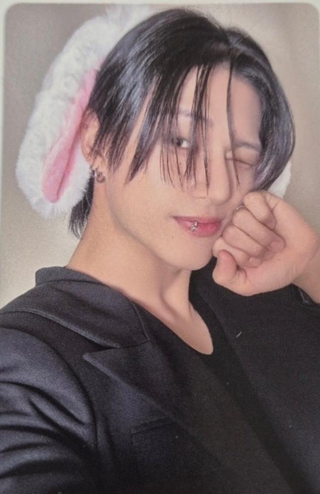 Wooyoung ATEEZ photocard from Digipack Ver.